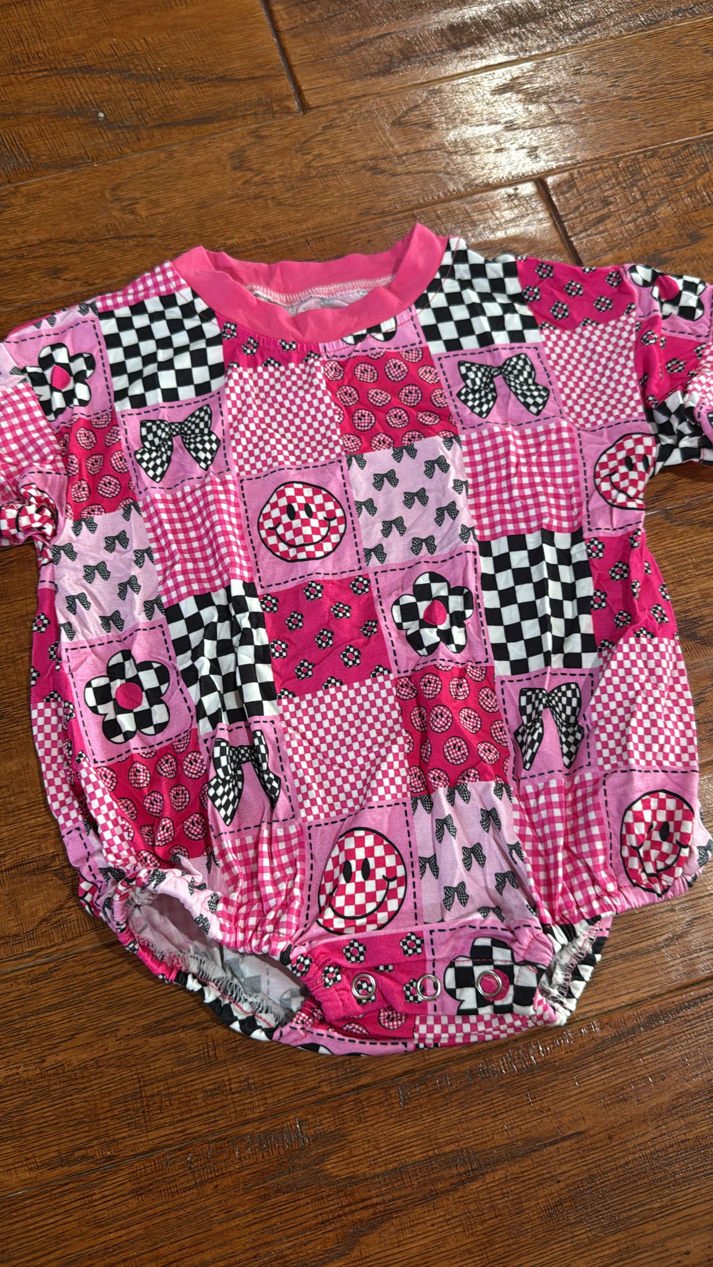 Pink Smiley Patch Baggy Bubble