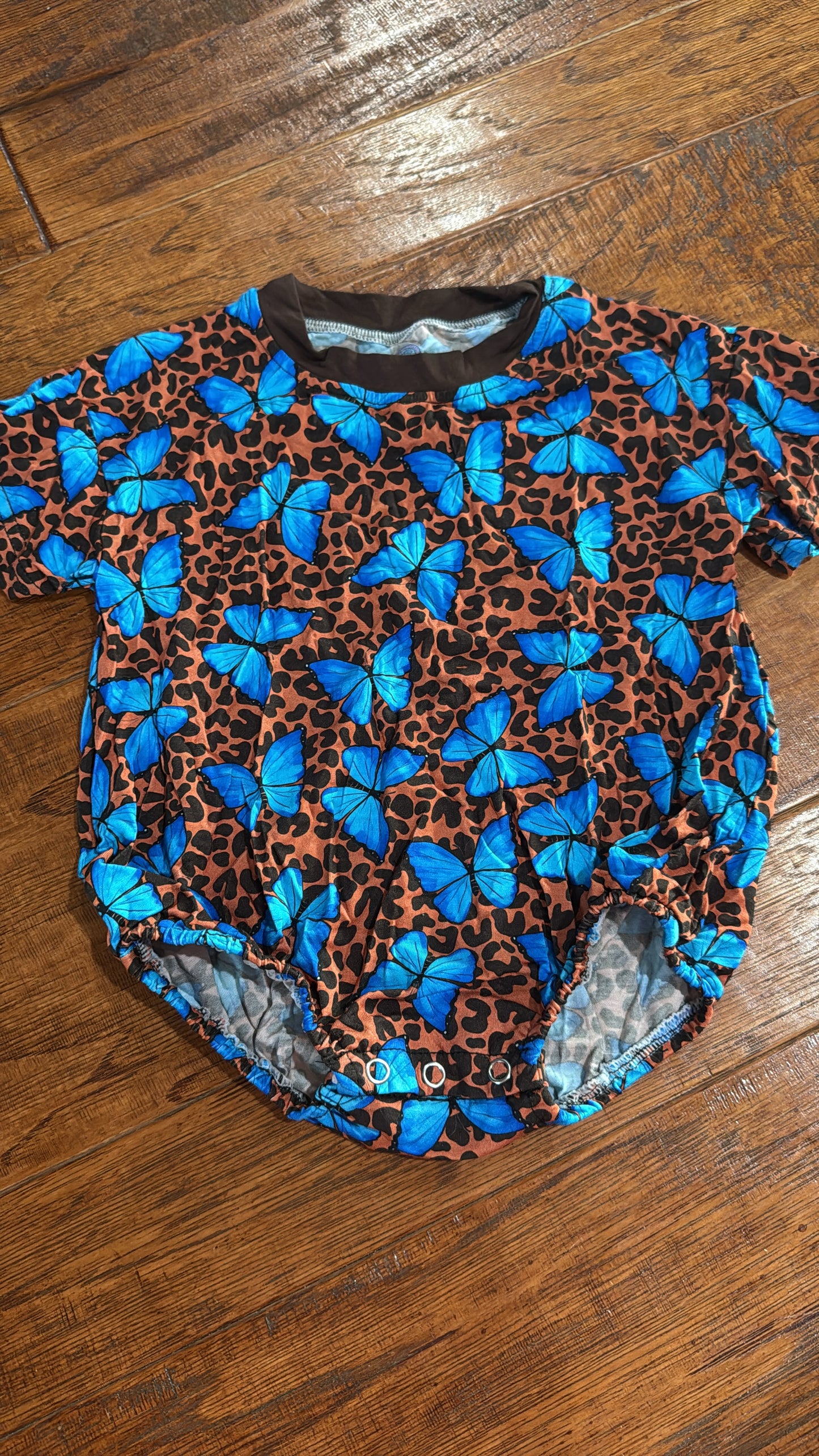 Leopard Butterflies Baggy Bubble