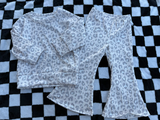 Grey Leopard Ripple Ribbed Bell Set