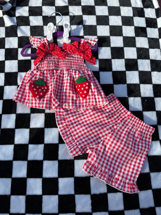 Linen Strawberry Set