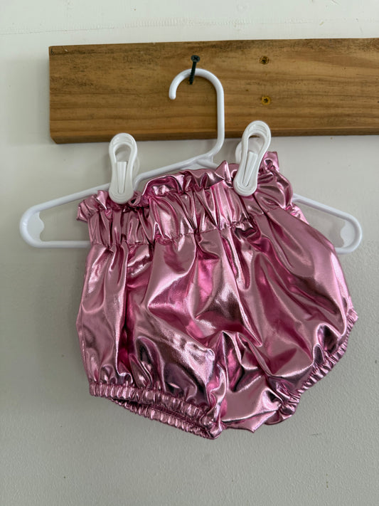 Bubblegum Pink Metallic Bummies
